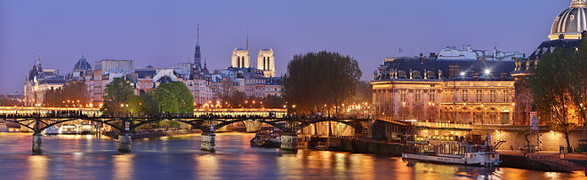 Paris ville Lumière et le Pont des Arts